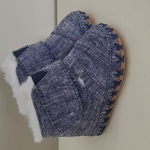 TOMS infant bootie